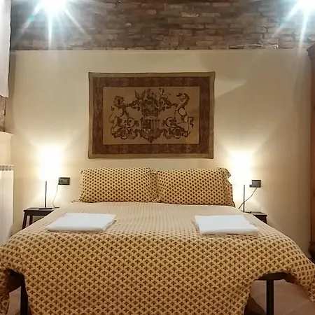 Apartment Charming Open-space Do Torri Venice